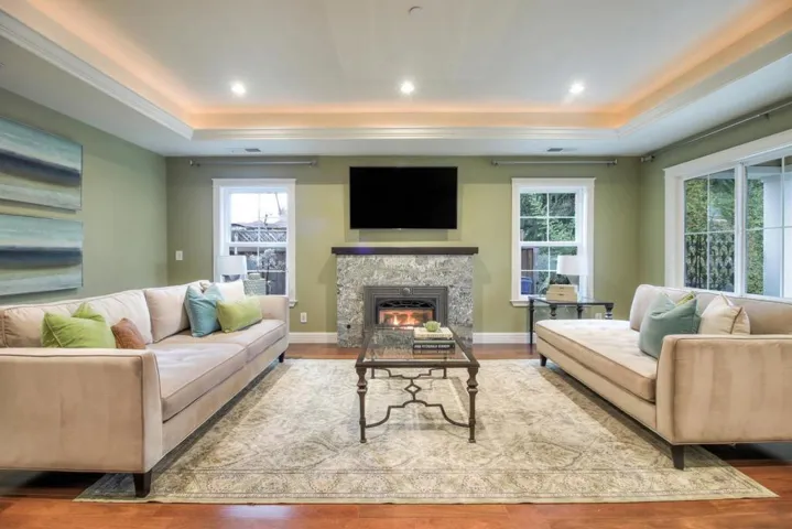 930 Seena Avenue, Los Altos, California 94024