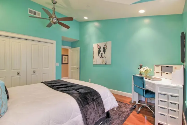 930 Seena Avenue, Los Altos, California 94024