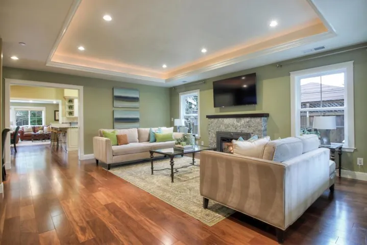 930 Seena Avenue, Los Altos, California 94024