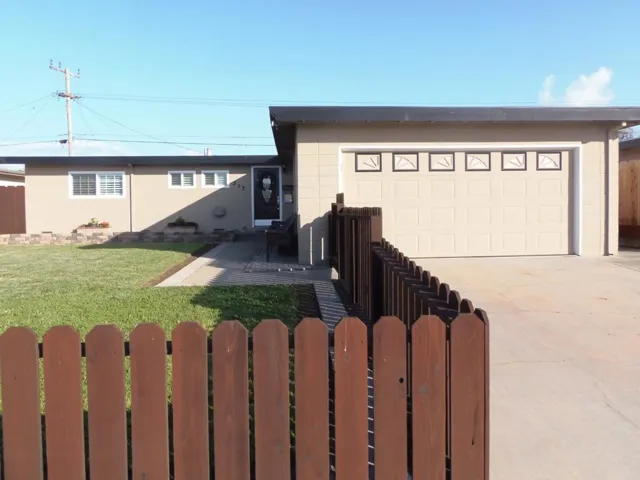 317 Navajo Drive, Salinas, California 93906