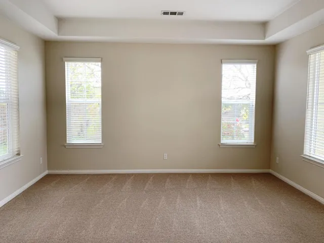 Living room (2)
