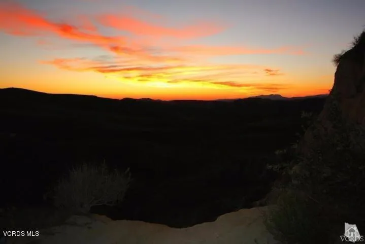 20161026030825348447000000-o