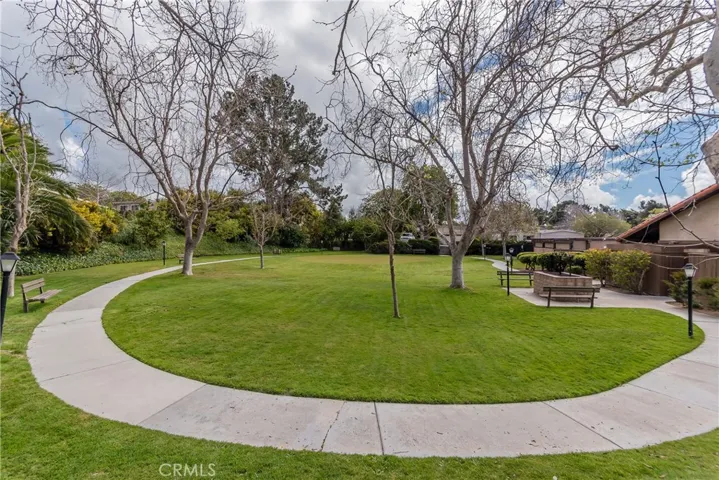 Community greenbelt/park