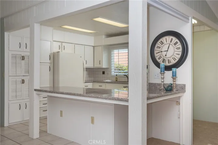 Kitchen with a breakfast bar