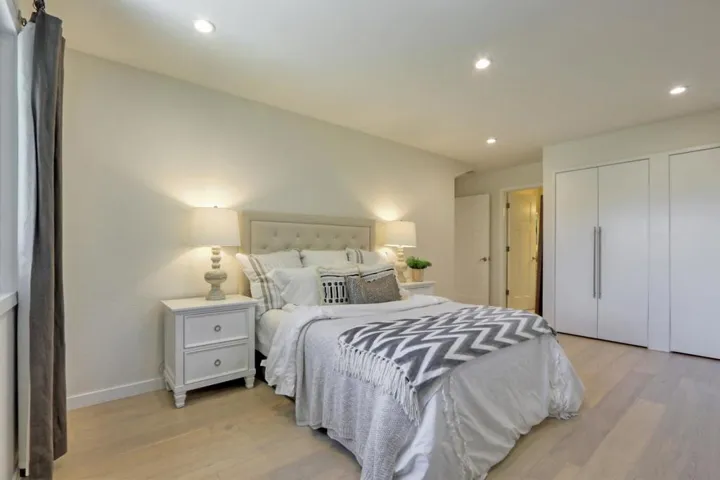 1674 Belleville Way, Sunnyvale, California 94087