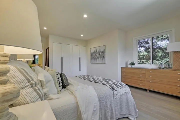 1674 Belleville Way, Sunnyvale, California 94087