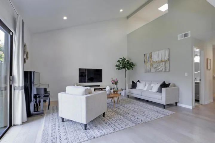 1674 Belleville Way, Sunnyvale, California 94087