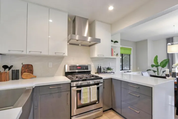 1674 Belleville Way, Sunnyvale, California 94087