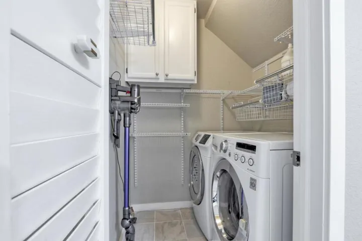 1674 Belleville Way, Sunnyvale, California 94087