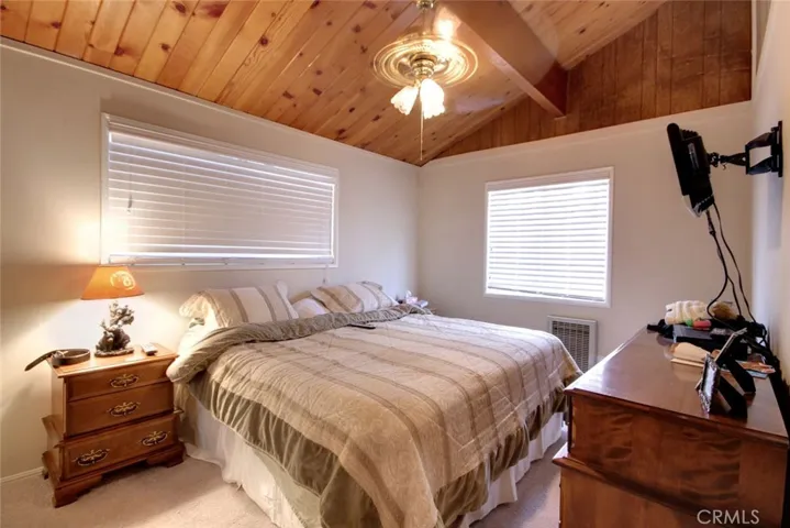 500 W Rainbow Boulevard, Big Bear, California 92314