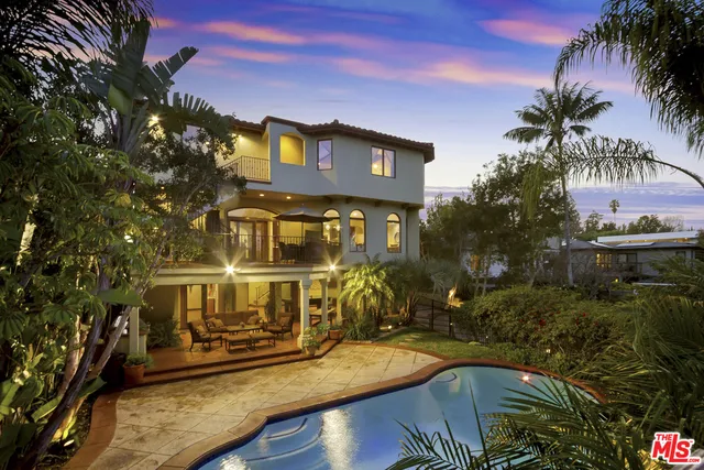 3564 Mountain View Avenue, Los Angeles, California 90066