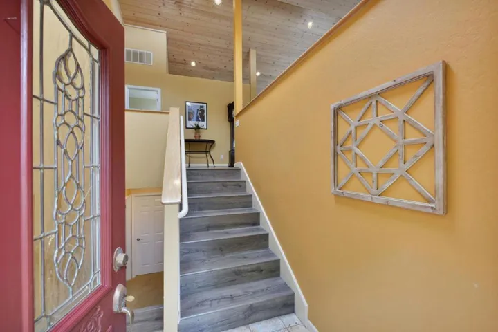 456 Loma Prieta Drive, Aptos, California 95003