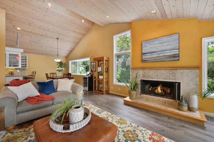 456 Loma Prieta Drive, Aptos, California 95003