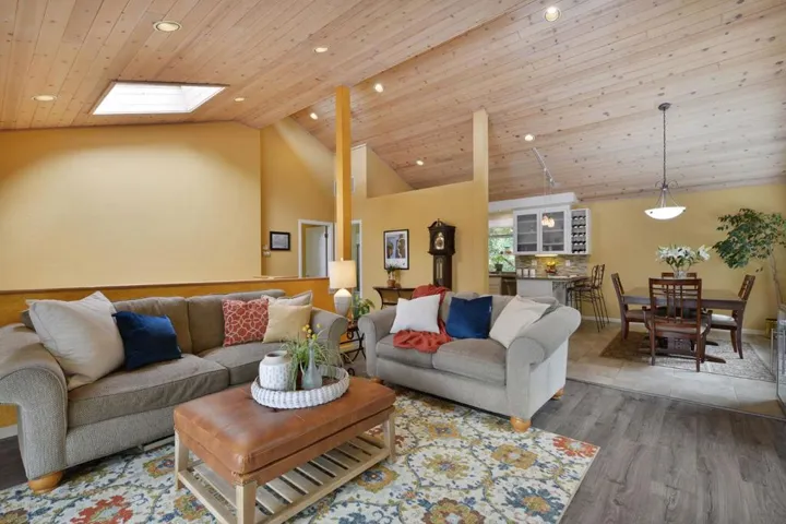 456 Loma Prieta Drive, Aptos, California 95003