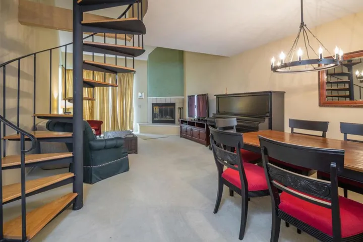 201 Shorebird Circle 201, Redwood City, California 94065