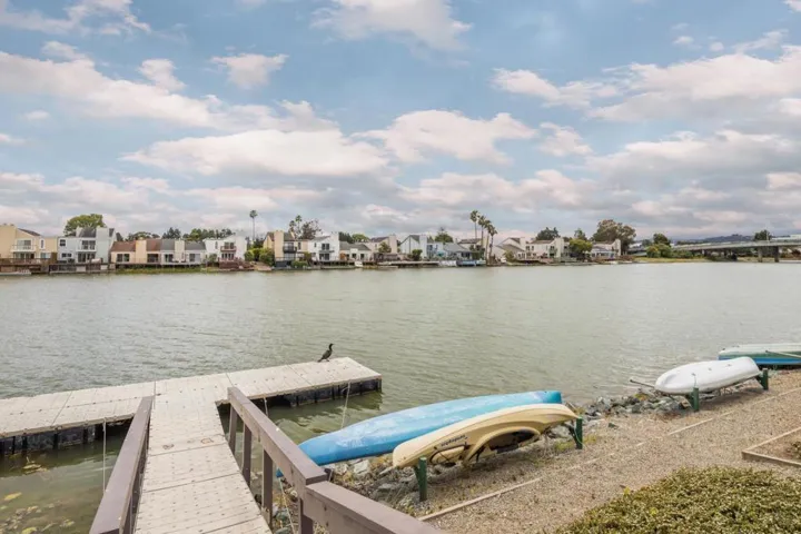 201 Shorebird Circle 201, Redwood City, California 94065