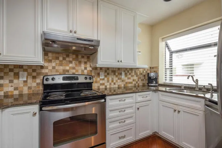 201 Shorebird Circle 201, Redwood City, California 94065