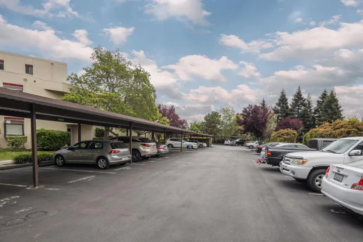 201 Shorebird Circle 201, Redwood City, California 94065