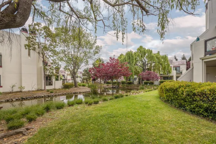 201 Shorebird Circle 201, Redwood City, California 94065