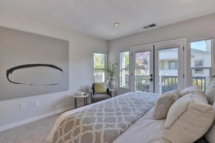 515 Front Lane, Mountain View, California 94041