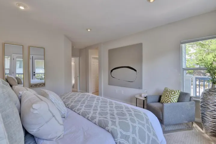 515 Front Lane, Mountain View, California 94041