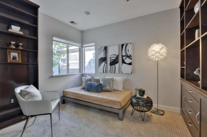 515 Front Lane, Mountain View, California 94041