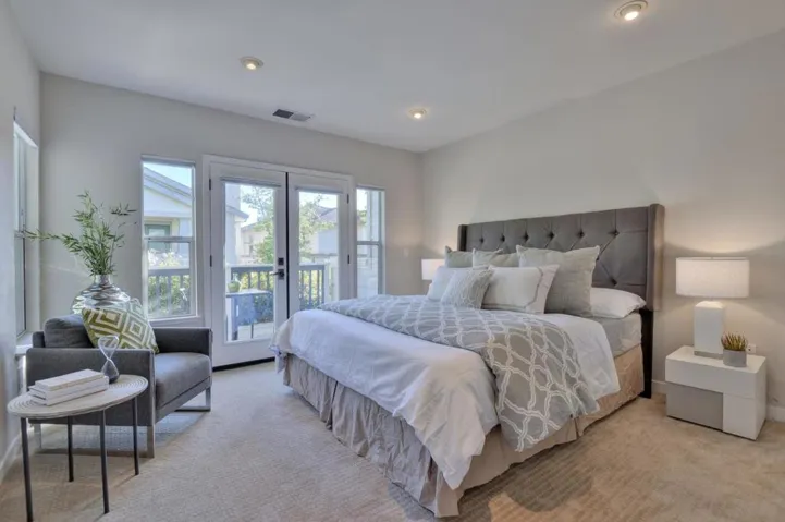 515 Front Lane, Mountain View, California 94041