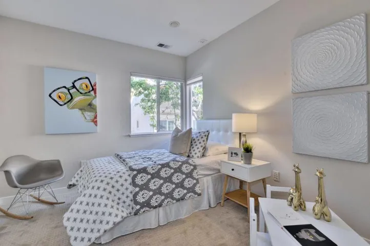 515 Front Lane, Mountain View, California 94041