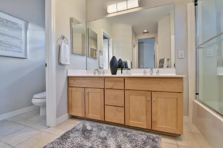 515 Front Lane, Mountain View, California 94041