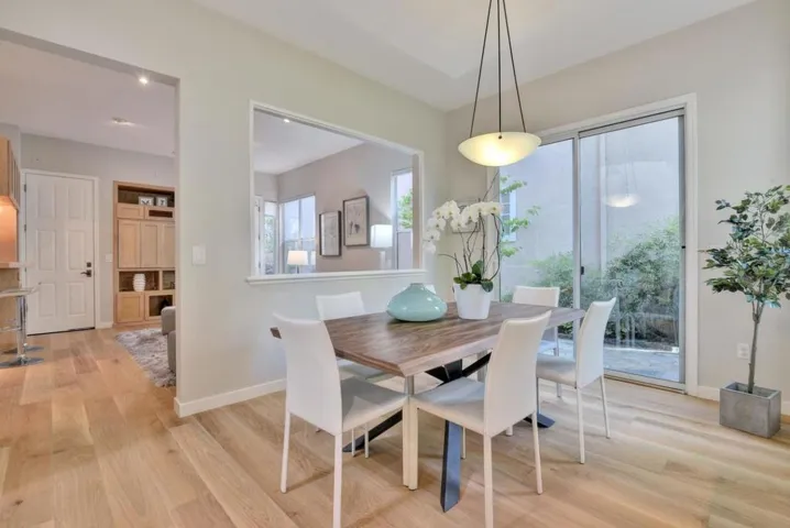 515 Front Lane, Mountain View, California 94041
