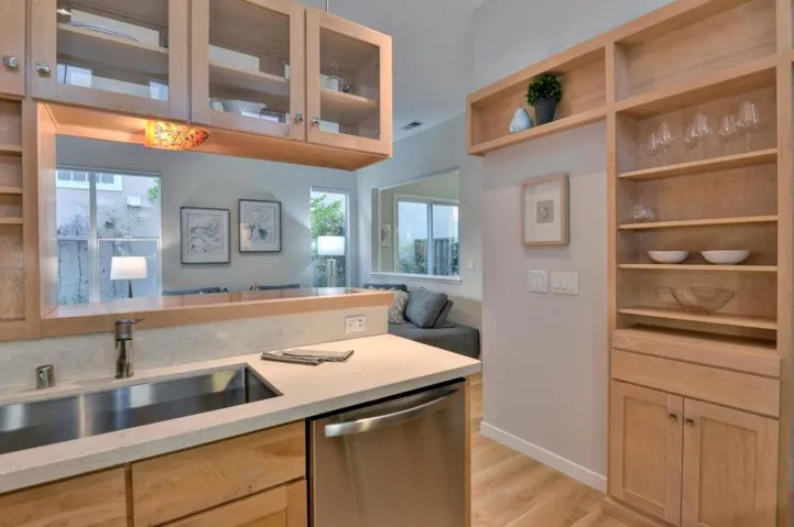 515 Front Lane, Mountain View, California 94041