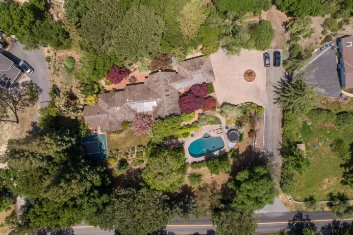 23480 Ravensbury Avenue, Los Altos Hills, California 94024