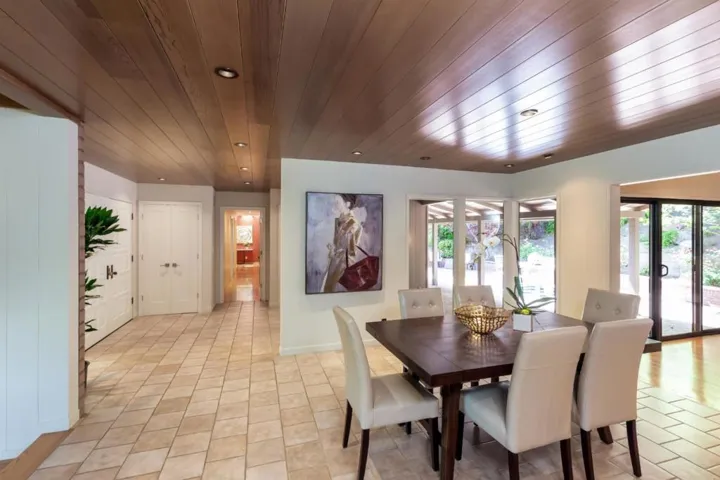 23480 Ravensbury Avenue, Los Altos Hills, California 94024