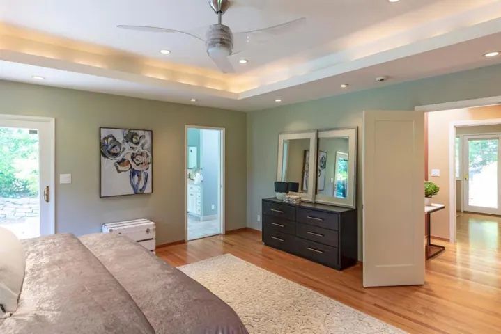 23480 Ravensbury Avenue, Los Altos Hills, California 94024
