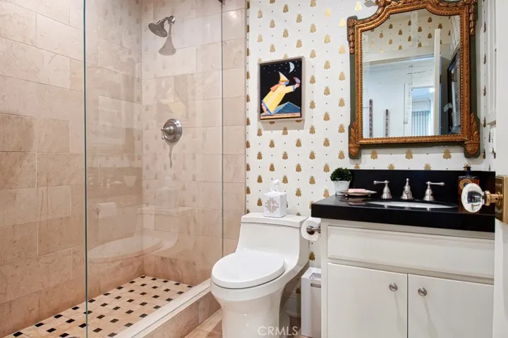 409 Poinsettia Avenue, Corona Del Mar, California 92625