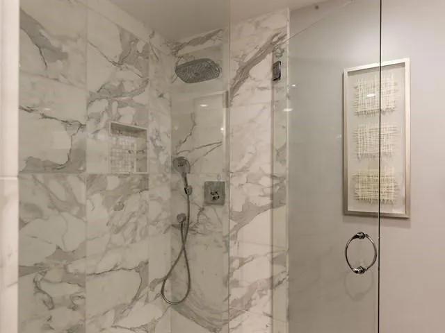2140 Santa Cruz Avenue D107, Menlo Park, California 94025