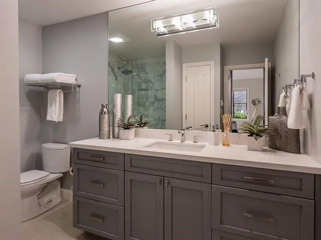 2140 Santa Cruz Avenue D107, Menlo Park, California 94025