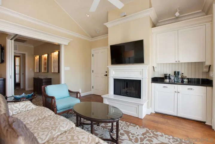 1500 Orange Ave 8, Coronado, California 92118