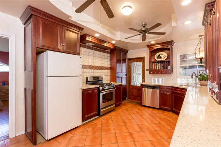 803 First Avenue, Chula Vista, California 91911