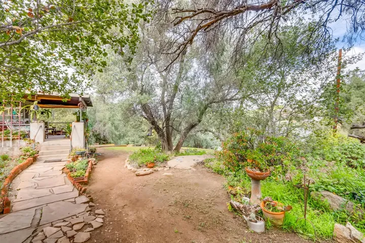 8869 Los Coches Rd, Lakeside, California 92040