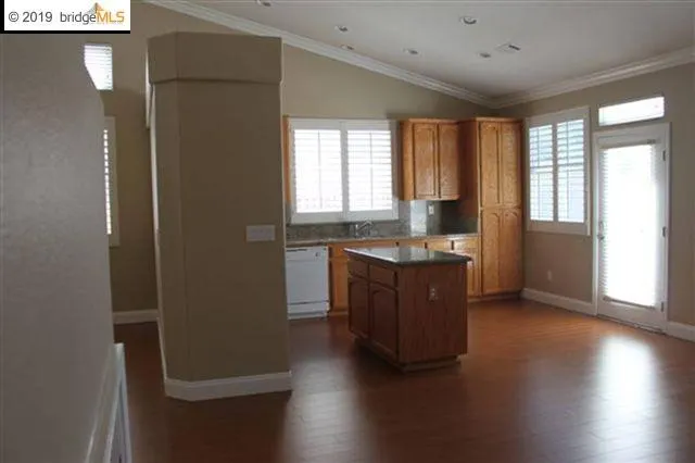 923 Blossom Dr, Brentwood, California 94513-6139