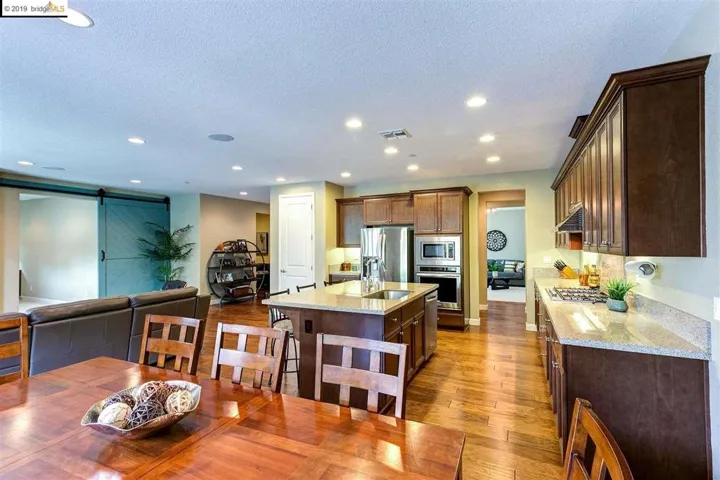529 Stratford Way, Brentwood, California 94513