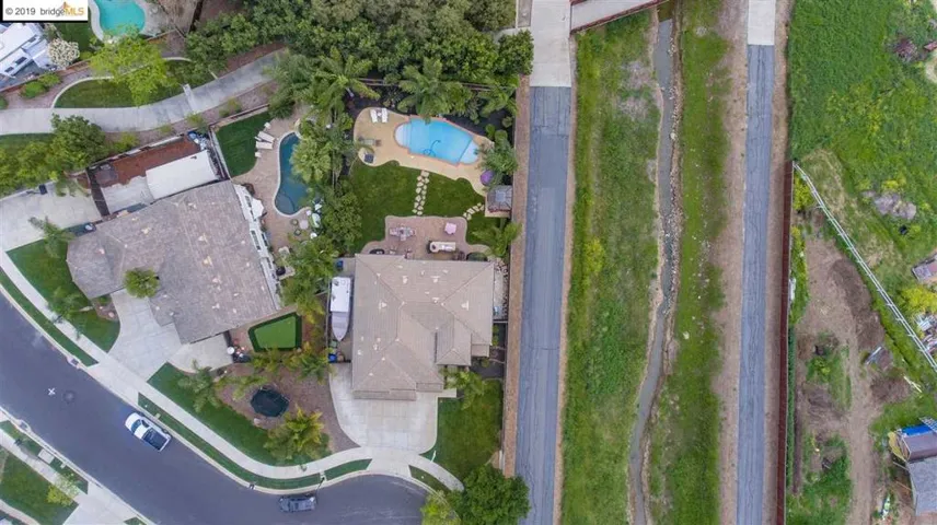 1048 Meadow Brook Ct, Brentwood, California 94513
