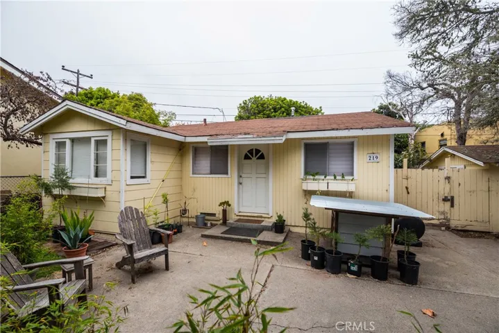219 Morro Avenue, Pismo Beach, California 93449