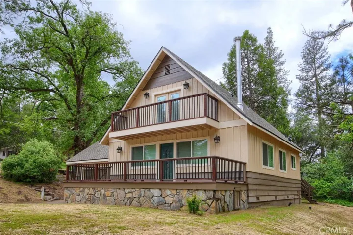 39728 Pine Ridge Road, Oakhurst, California 93644
