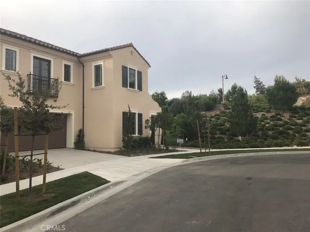 50 Thoroughbred, Irvine, California 92602