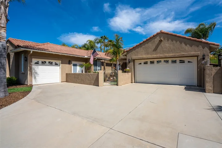 23448 Green Glen Rd, Ramona, California 92065