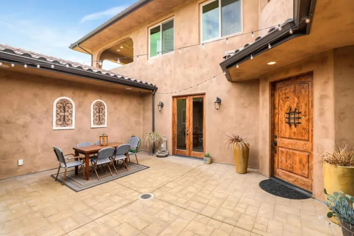 8535 Vista Court, Gilroy, California 95020