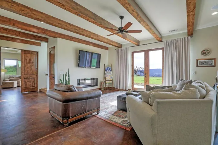 8535 Vista Court, Gilroy, California 95020