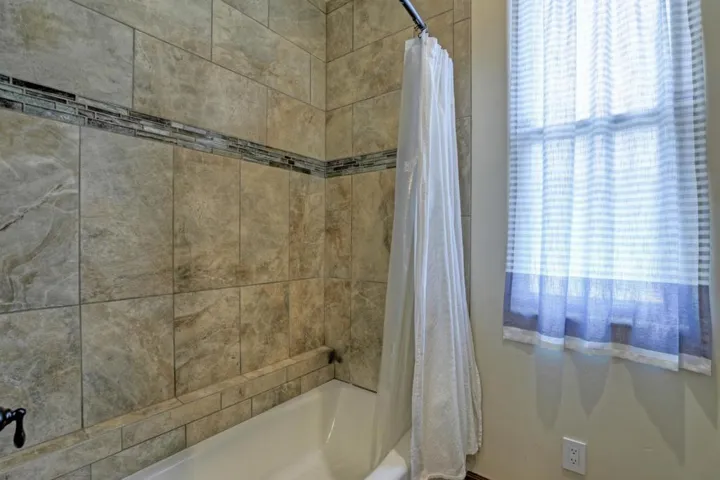 8535 Vista Court, Gilroy, California 95020